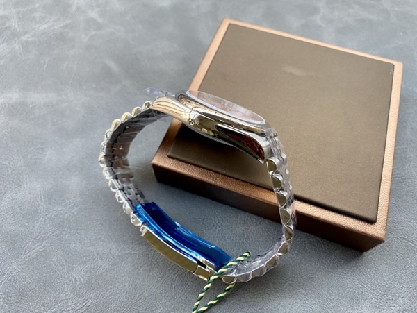 激安ロレックス内部構造